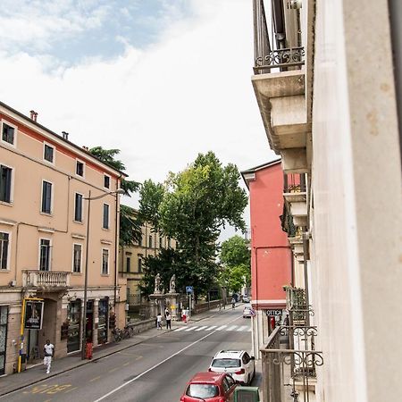 Intero Appartamento Nel Cuore Di 维琴察 外观 照片